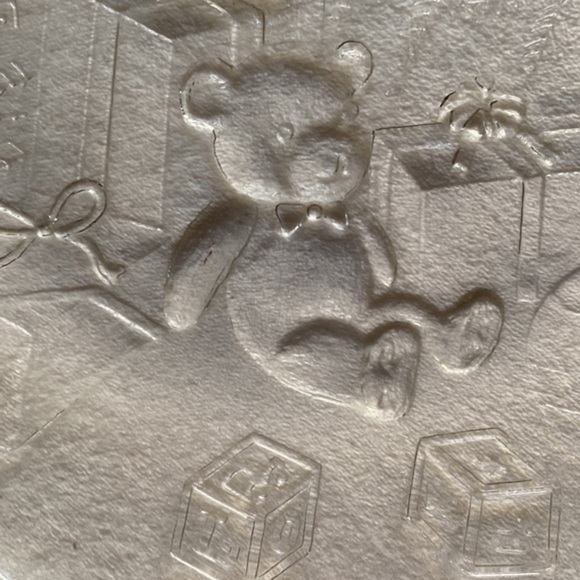 Libbey 13'' Christmas Platter: Showcase of‎ Delightful Bear Under The Tree Scene - Picture 3 of 7